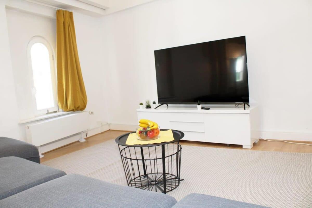 Hamburger Perle Am Gaensemarkt Und Binnenalster Dış mekan fotoğraf